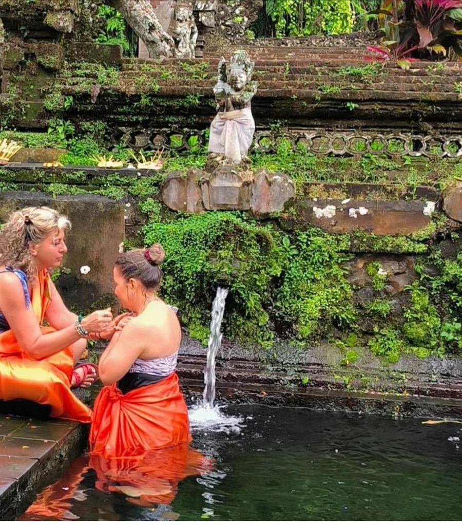 Ritual de purificaci&oacute;n &mdash; Bali